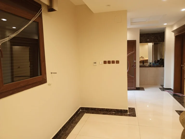 دهان خميس مشيط